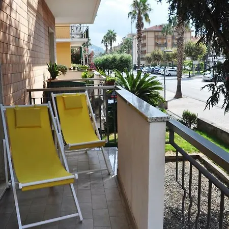 Appartement Viale Repubblica 307 2 *