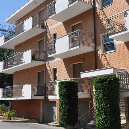 아파트 Viale Repubblica 307 2 피에트라리구레
