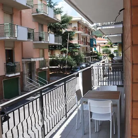Apartamento Viale Repubblica 307 2 *